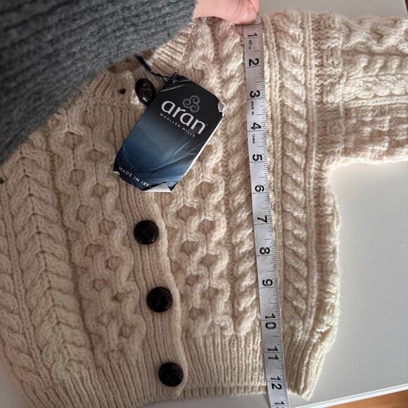 ❌SOLD❌ Aran Woollen Mills Irish Knit Merino Wool Cream Cardigan Sweater Childs S - Picture 7 of 11